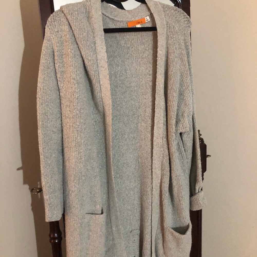 NEVER WORN oversized cardigan w/ pockets
